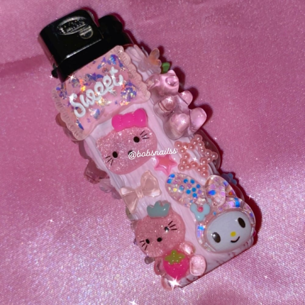 Image of 🐷🫧🌸🎀Clear Lighter