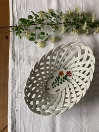 Image 5 of Corbeille en céramique tressée