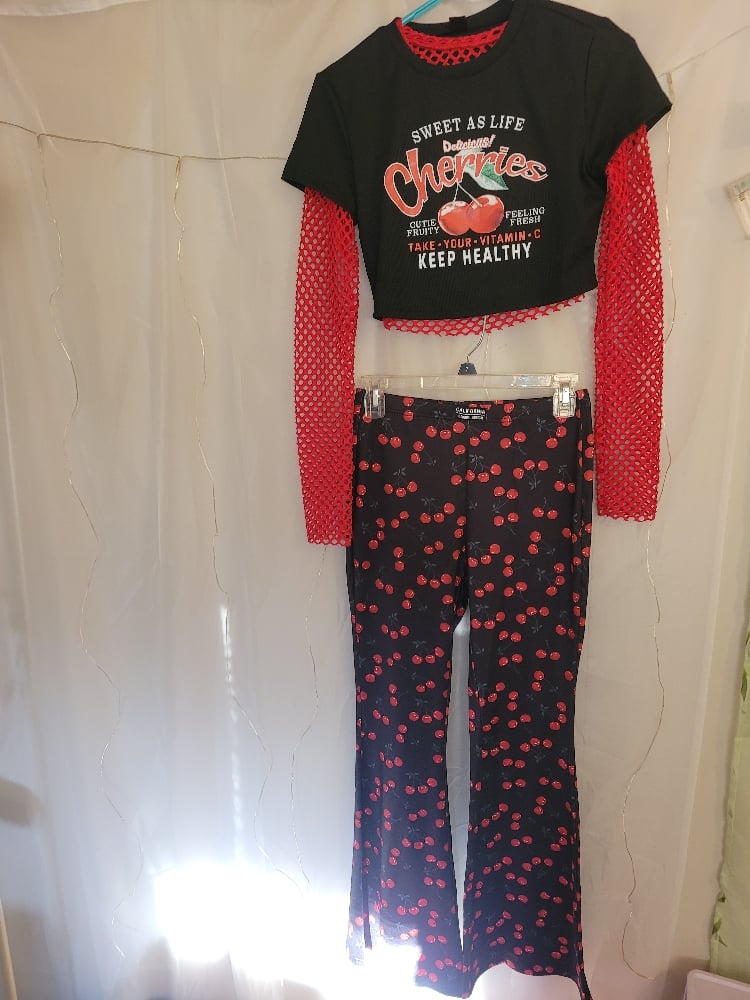 Image of Cherry Set (shein-med)