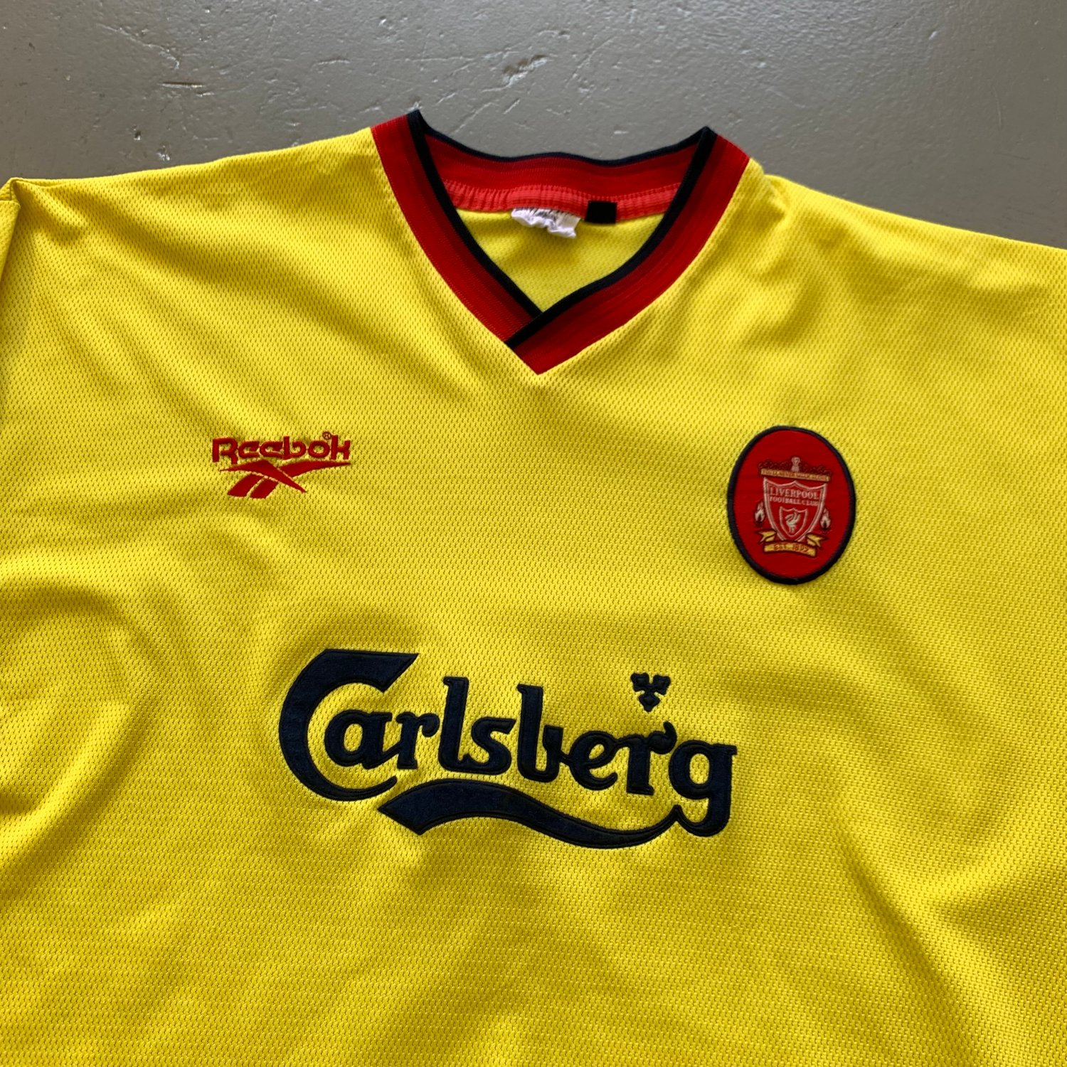 Image of 97/99 Liverpool long sleeve away shirt size xl 