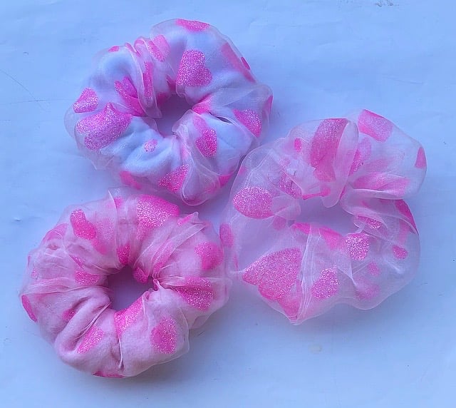 heart organza scrunchies