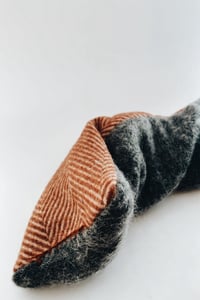Image 3 of rust & charcoal heat pack