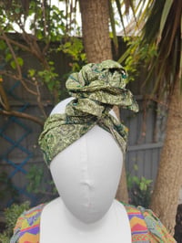 Image 2 of Boho head wrap with Wire - sari fabric -green
