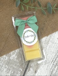 Image 1 of Rhubarb and Custard Scented Snap bar