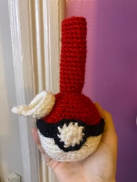 Image 1 of Pokéball bong