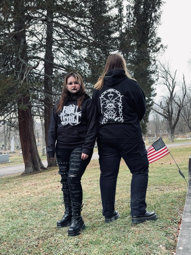 Image of 𝔅𝔞𝔯𝔟𝔢𝔡 𝔚𝔦𝔯𝔢 𝔖𝔦𝔢𝔤𝔢 (hoodie)