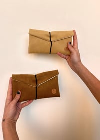 Image 2 of AURA Pochette con tasca interna 