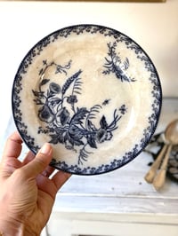 Image 8 of Assiette sur pied - fleurs de champs