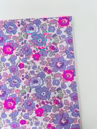 Jupette Liberty Betsy néon rose et parme.