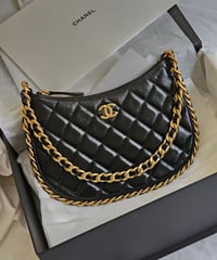 Image 1 of CC Chain Bag