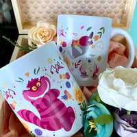 Image 1 of Mug Cheshire cat.Vendu à l'unité ou à intégrer dans un lot de 3 (36€ les 3)