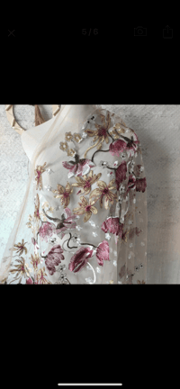 Image 2 of Sets with lace train 