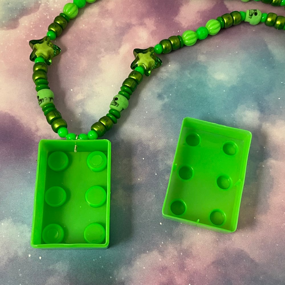 Image of Capsule Building Block Kandi Necklace Storage Brick