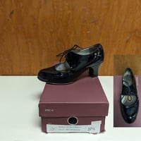 Used Flamenco shoeUL