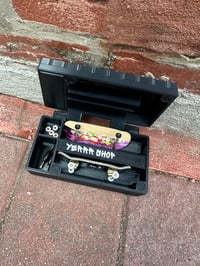 Image 4 of V2 Fingerboard Case