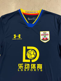 Image 2 of Camiseta Southampton