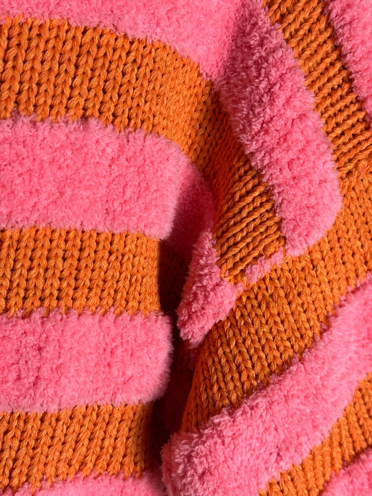 フランス製　カラフル　ハンドニット パフスリーブ　手編み　C21 フランス製 カラフル ハンドニット パフスリーブ 手編み C21 - メルカリ