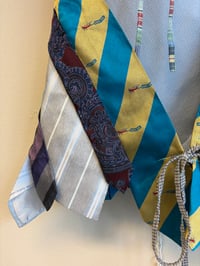 Image 10 of Tie top, happy day (xs-l)