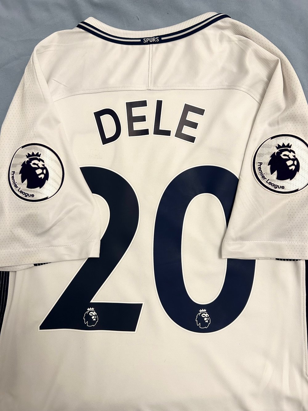 Image of Tottenham Hotspur “DELE 20” 2017/18 Home Shirt + PL patches (S)