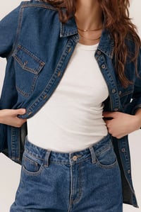 Image 2 of Camisa Debora