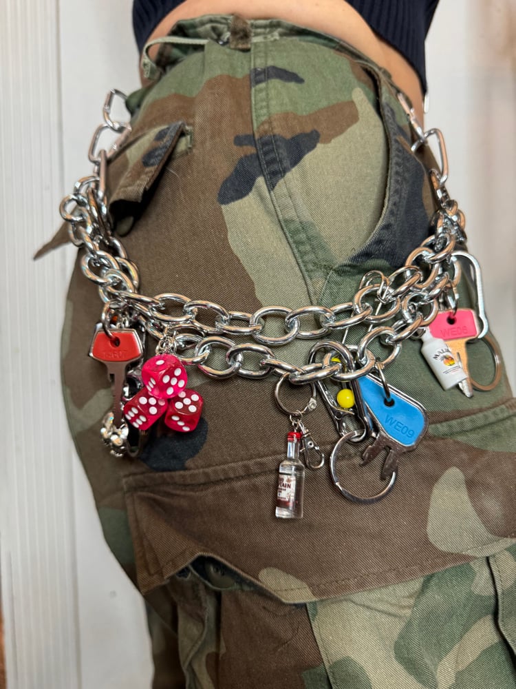 Image of CHARM CHAIN 04