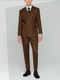 2 pic man suit 