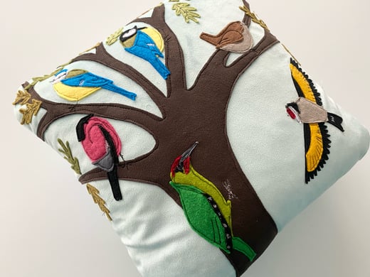 Raggy Roux - Garden Birds Cushion 
