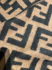 Image 3 of Fèndi Scarf