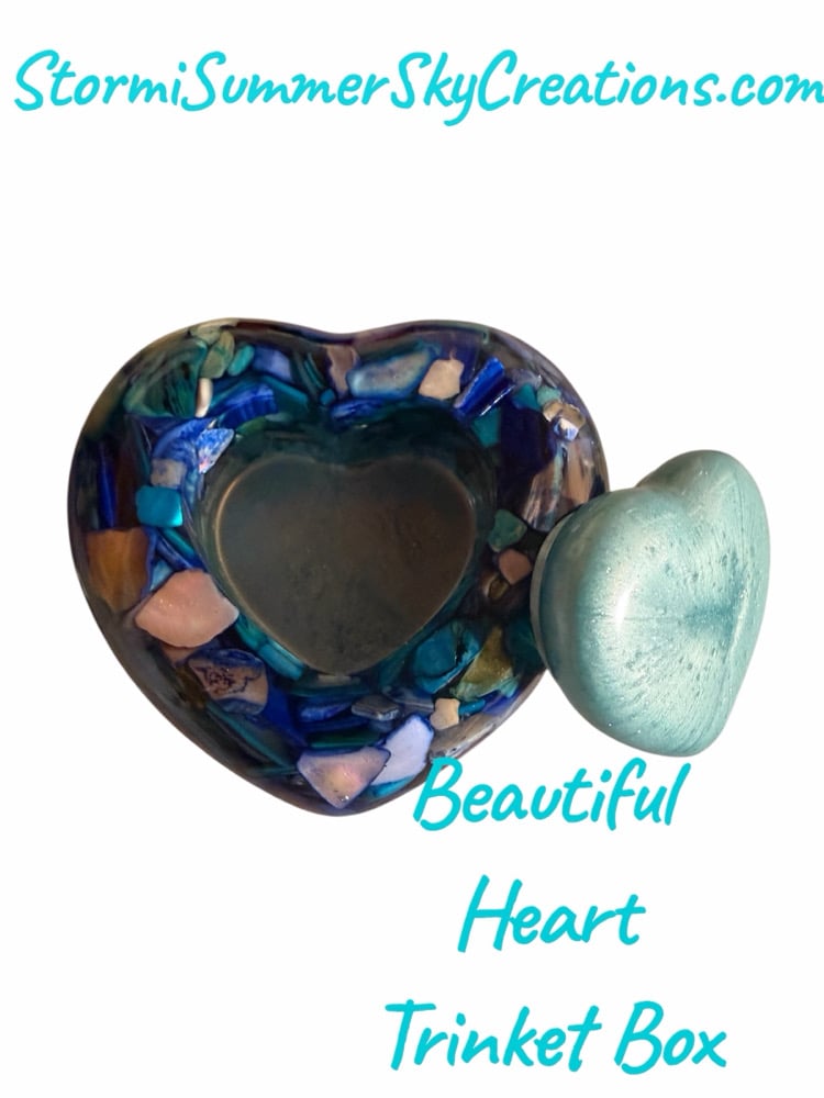 Image of Purple,Teal,and Blue Heart Shaped Trinket Box