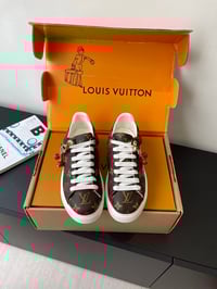 Image 2 of ROMANCE BROWN RUNNERS