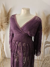 Image 3 of photography lace dress Melanie - size M - dark purple | photo props
