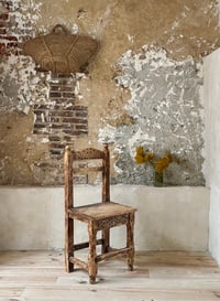 Image 1 of La chaise ancienne 