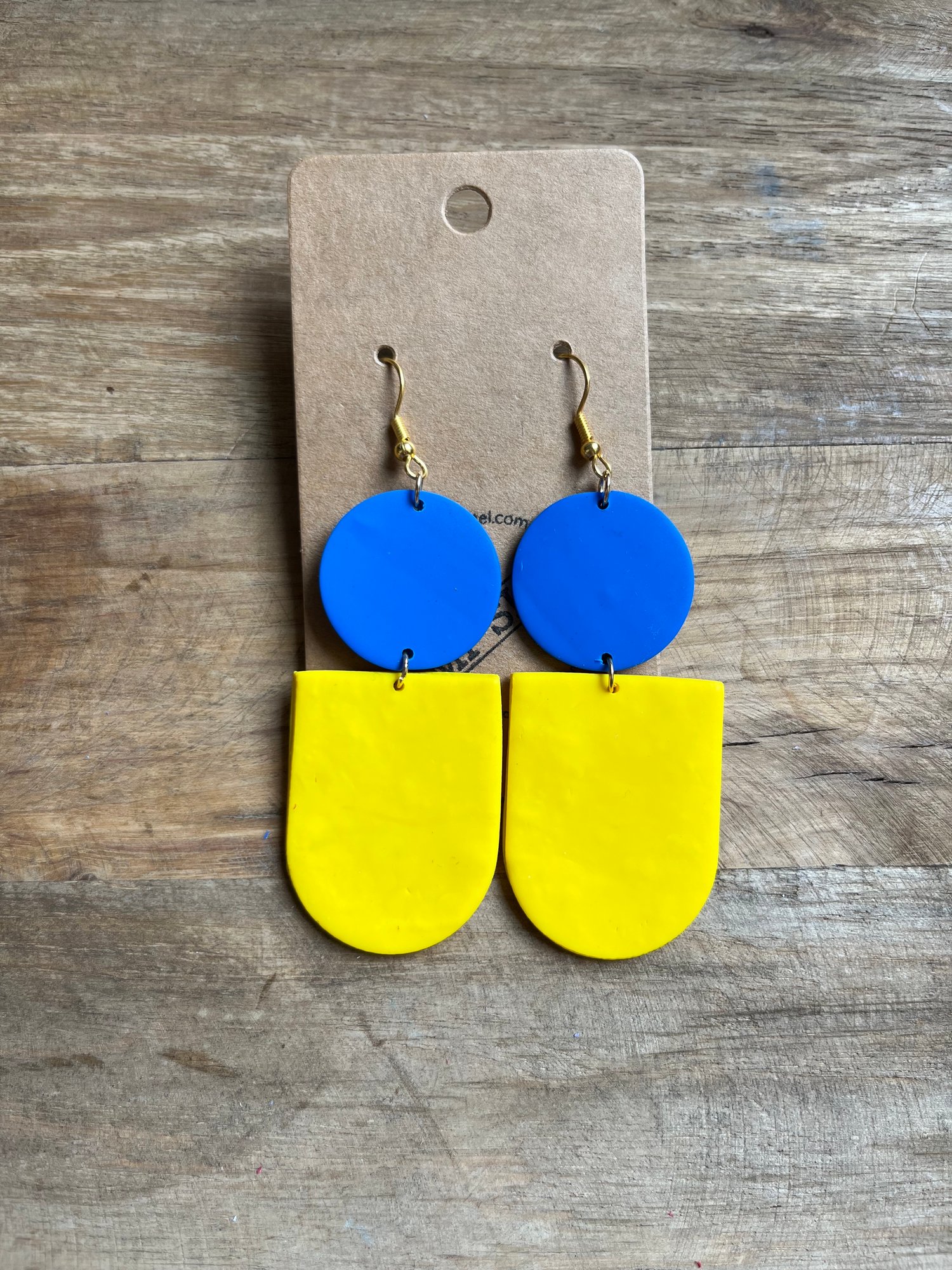 Image of Jojo in Piedmont - Blue Top