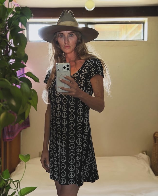 1967 Alvin Duskin knit rare PEACE dress vintage 60s