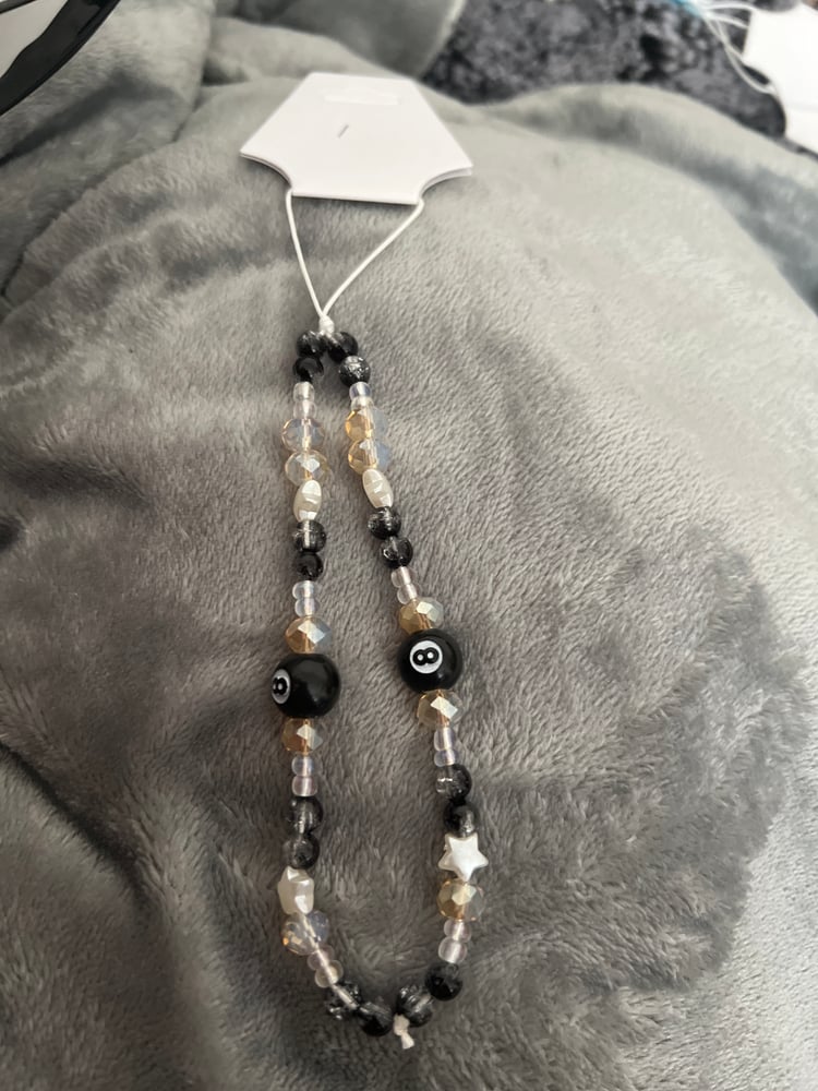 Image of 8 ball phone charm 
