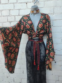 Image 6 of Stevie sari top with tassel- black floral