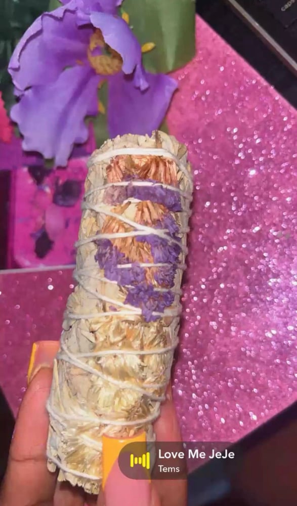 Image of Spring Equinox cleaning (bundle) clear quartz healing stone! Including 🌸🌺🌷💜 NEW!