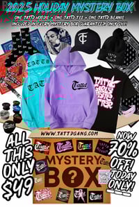70% off!!! 2025 Holiday mystery box!! 📦