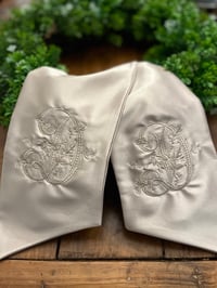 Elegant Wreath Sash