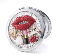 My lips mirror 