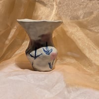 Image 3 of Lover Vase