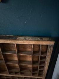 Image 2 of Grand casier d'imprimeur du XIXème s. bois massif, 65x44 cm 