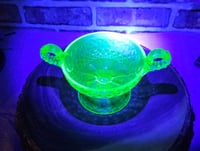Image 5 of Vintage Uranium Glass Pedestal Candy Dish/Compote