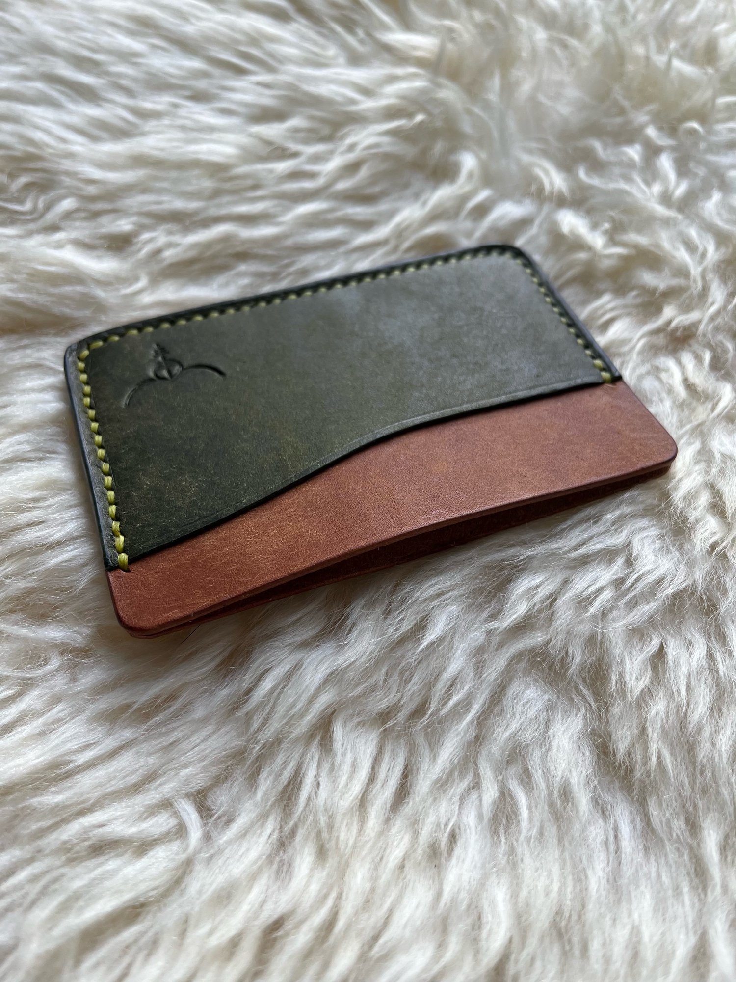 Image of Cognac/Olive Pueblo Horizontal Cardholder 