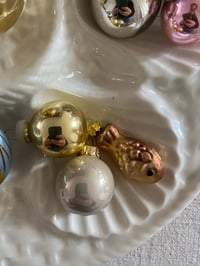 Image 3 of  Boules de Noël anciennes {4}