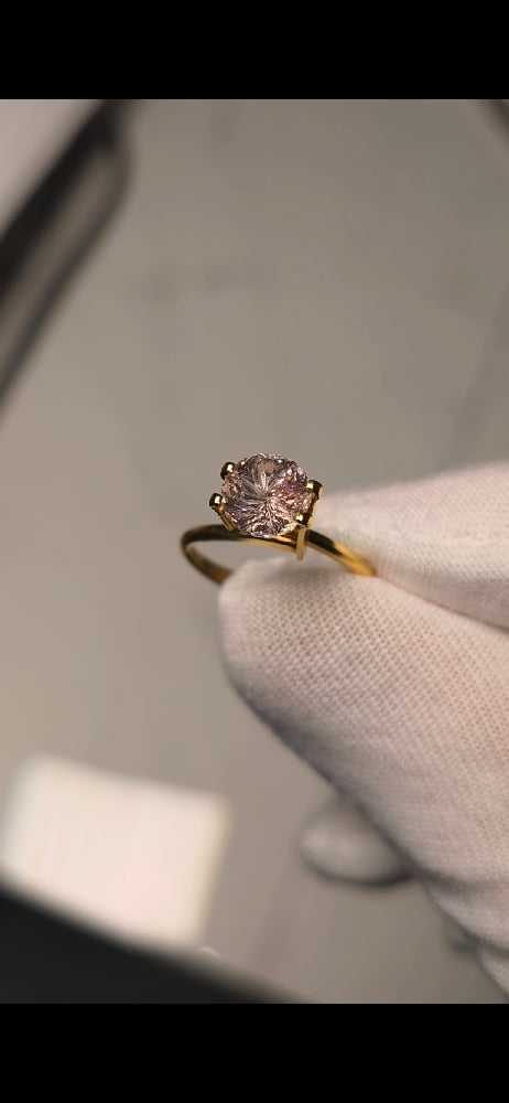 Image of Umba sapphire fantasy cut