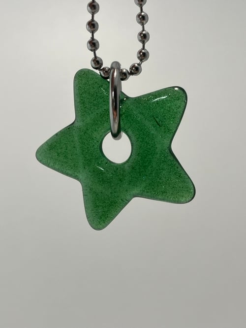 Image of green stardust