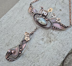 Cozy house necklace 