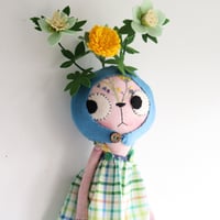 Image 9 of Tara Aster