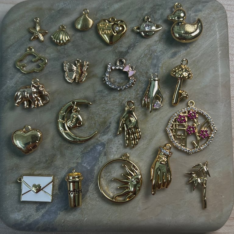 gold charms Image 2
